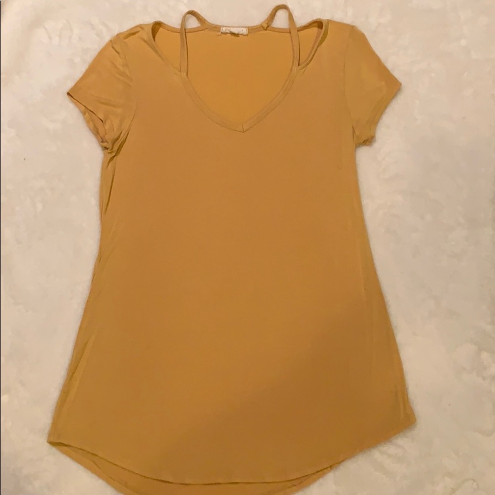 Fitted Tee with Shoulder Detail
